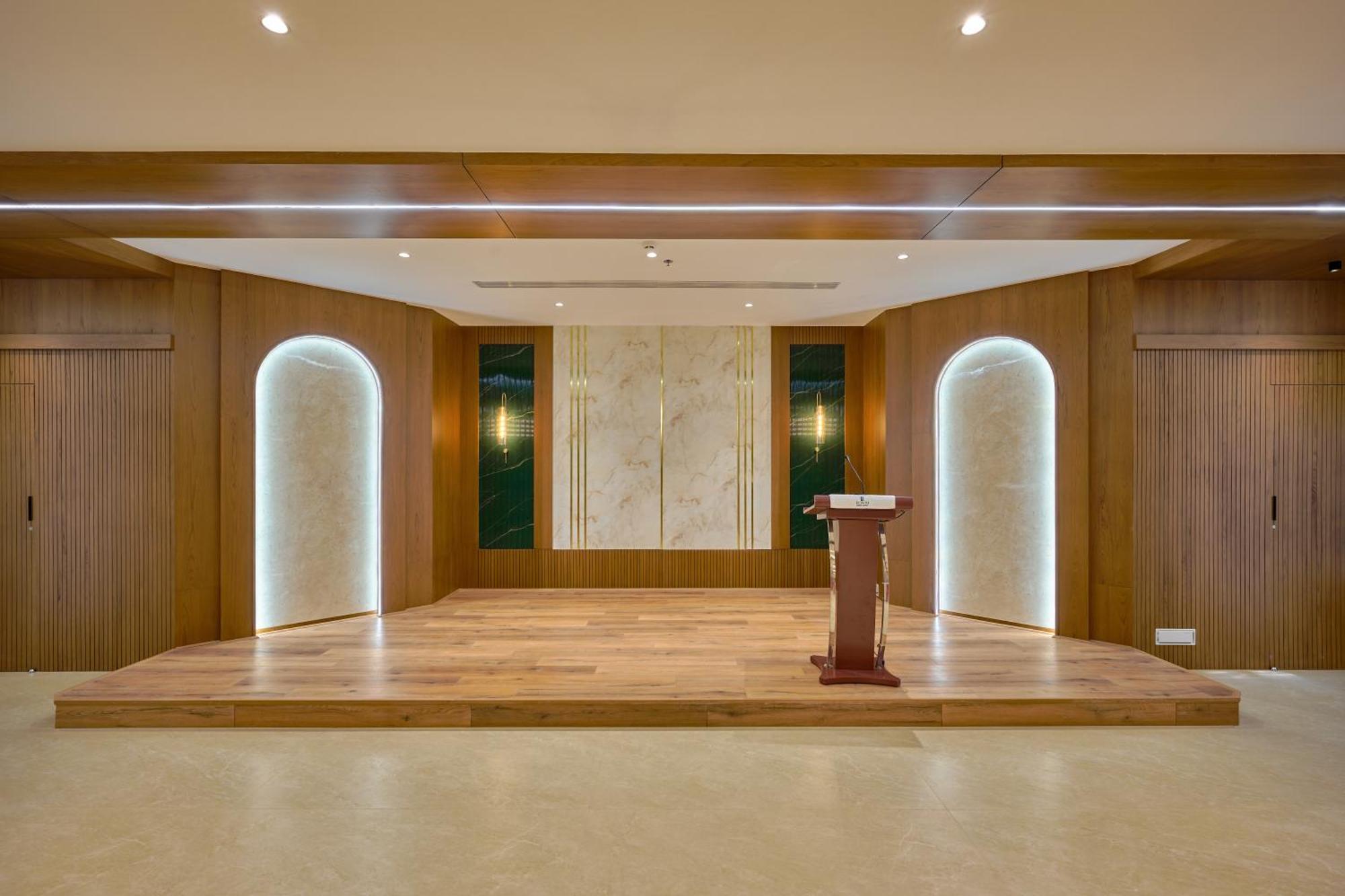 Kowju Airport Hotel Calicut Kondotty Exteriör bild