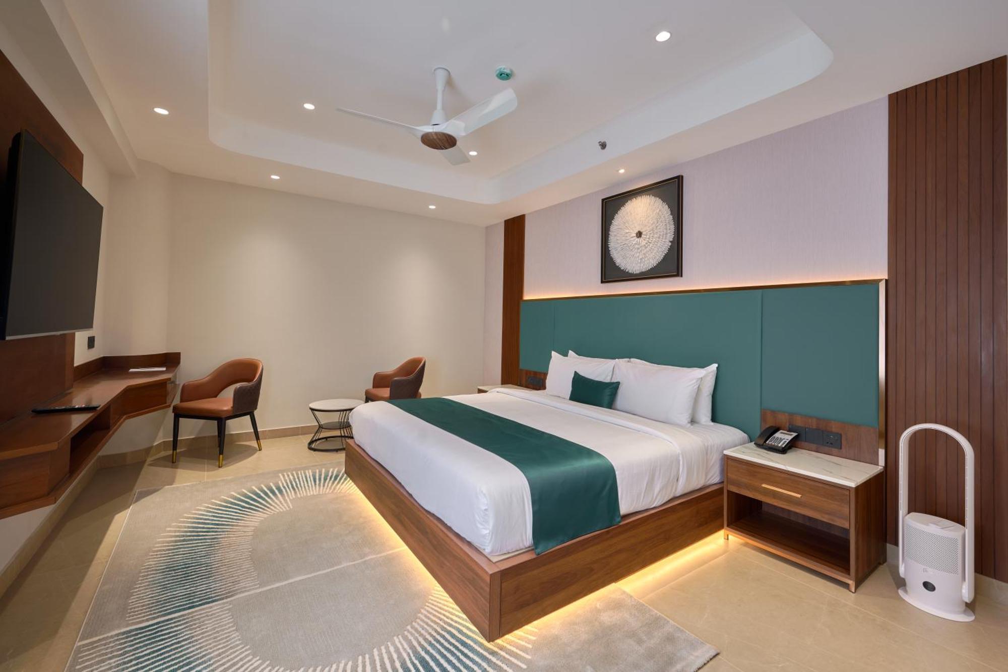 Kowju Airport Hotel Calicut Kondotty Exteriör bild