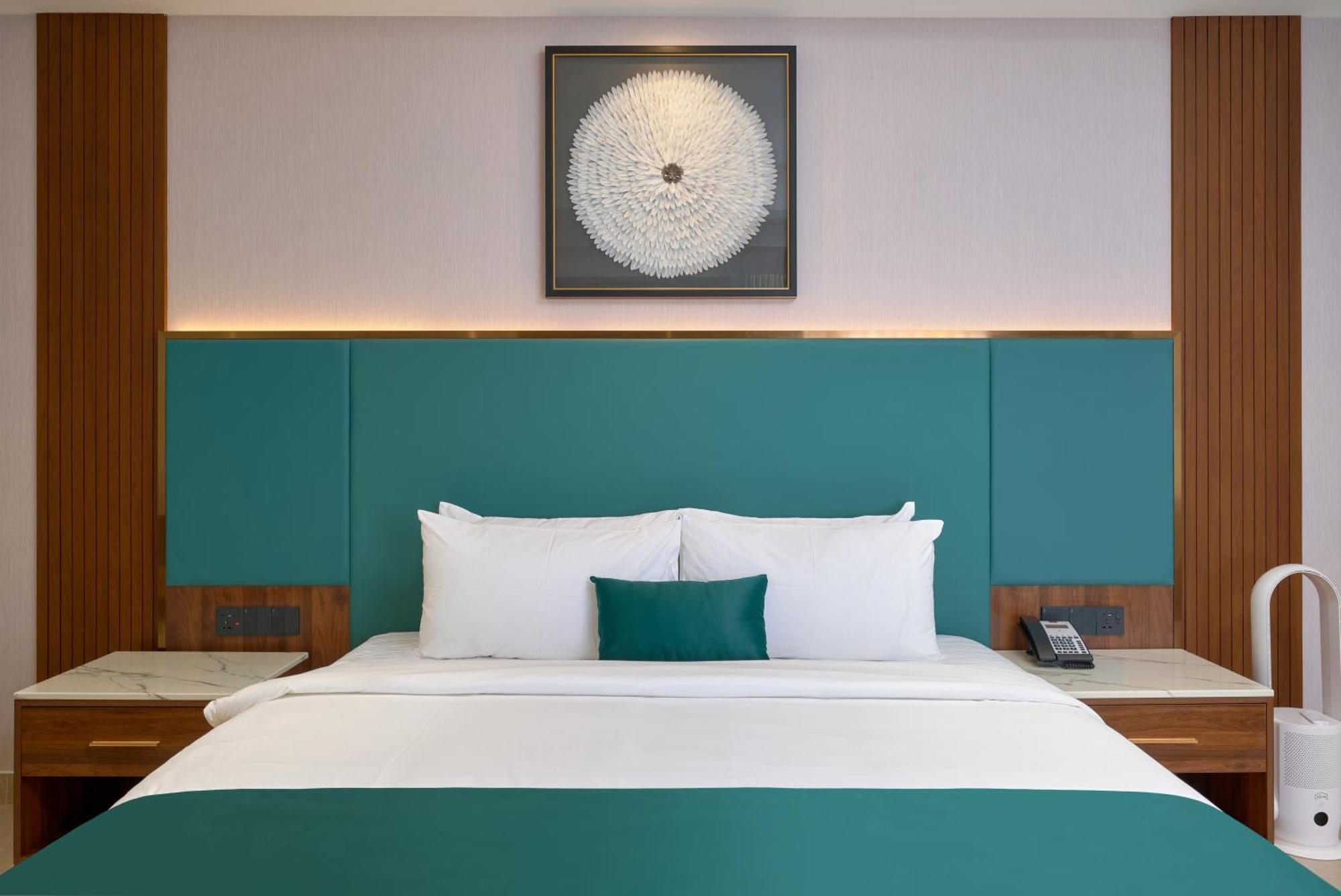 Kowju Airport Hotel Calicut Kondotty Exteriör bild