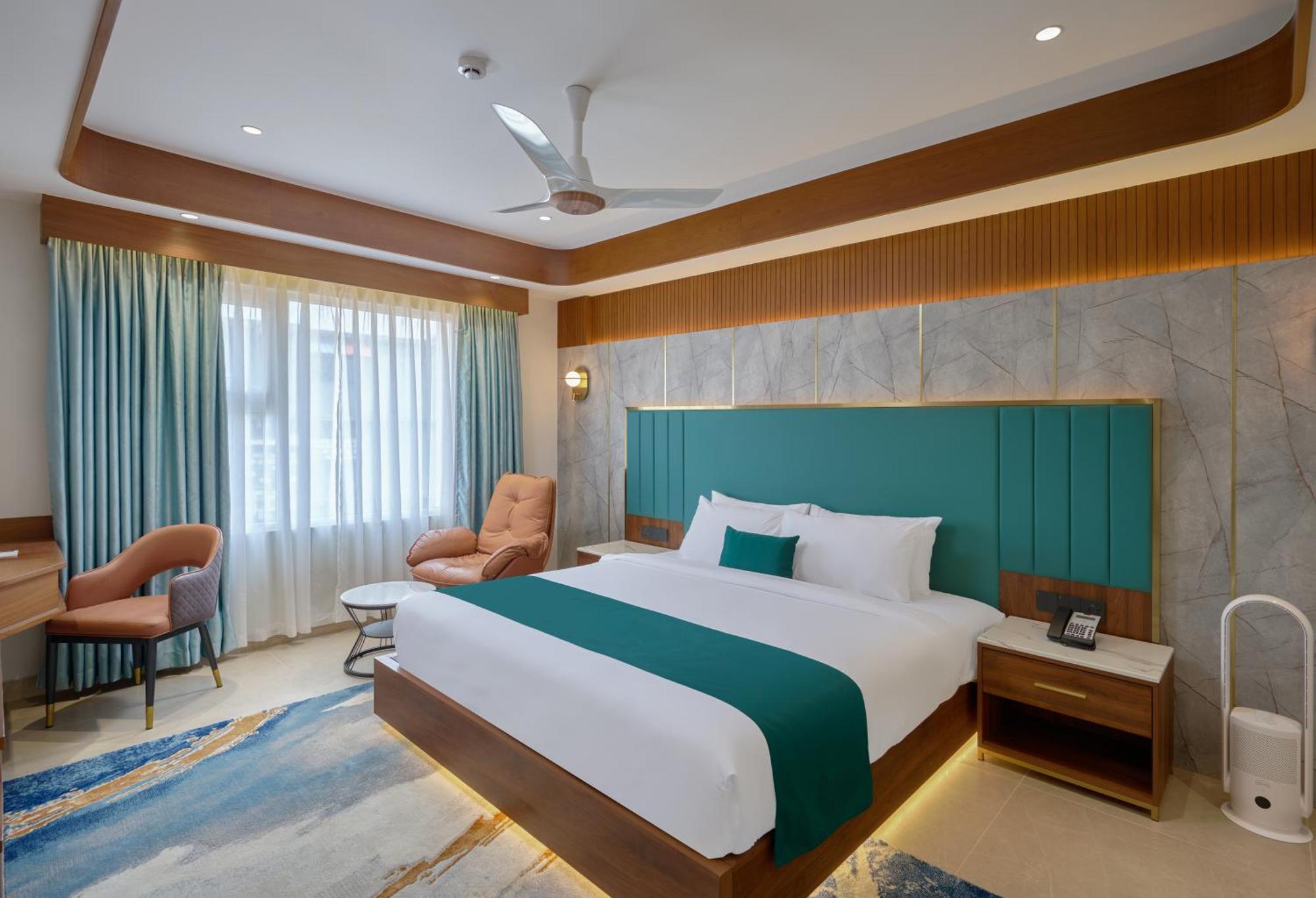 Kowju Airport Hotel Calicut Kondotty Exteriör bild