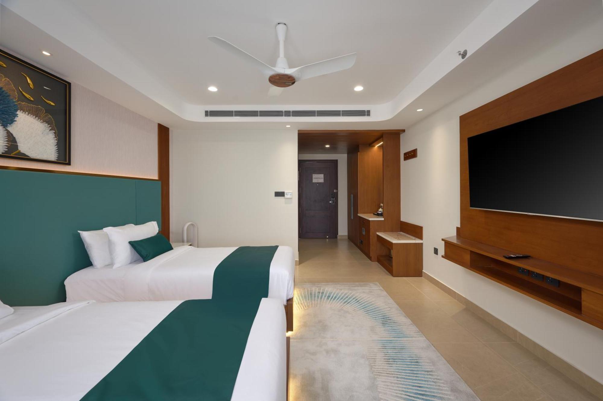 Kowju Airport Hotel Calicut Kondotty Exteriör bild